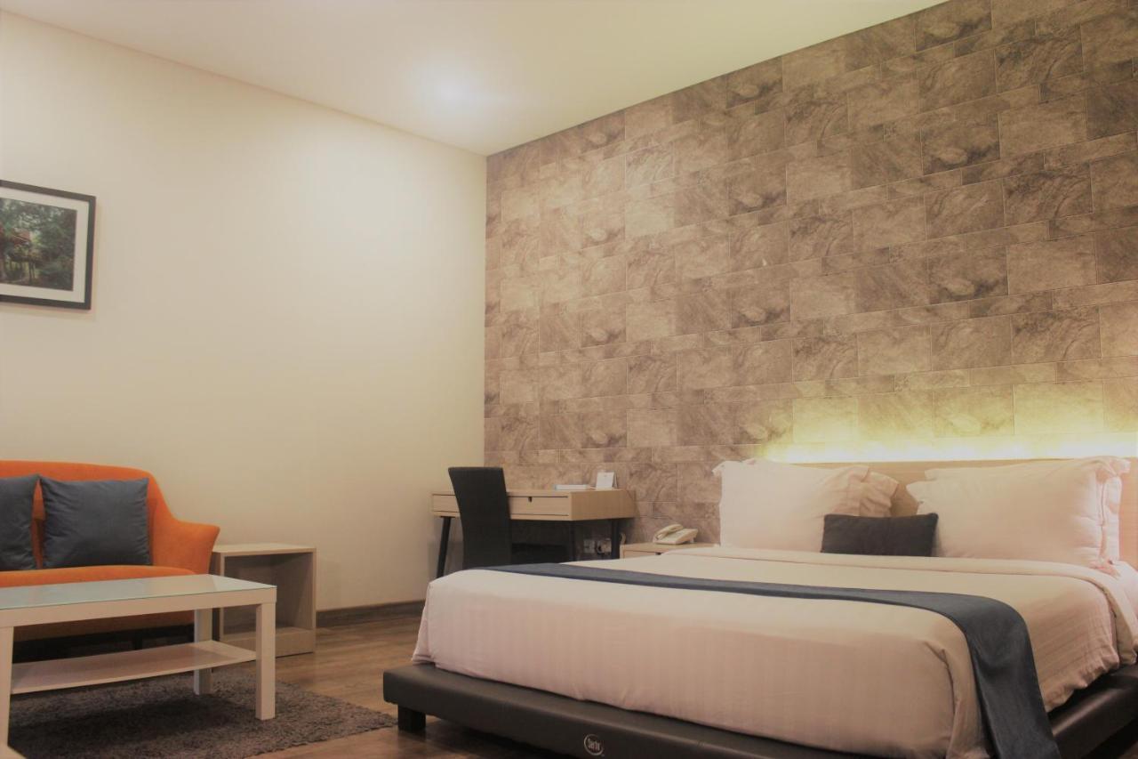 Treehouse Suites - Boutique Serviced Apartment Jacarta Exterior foto