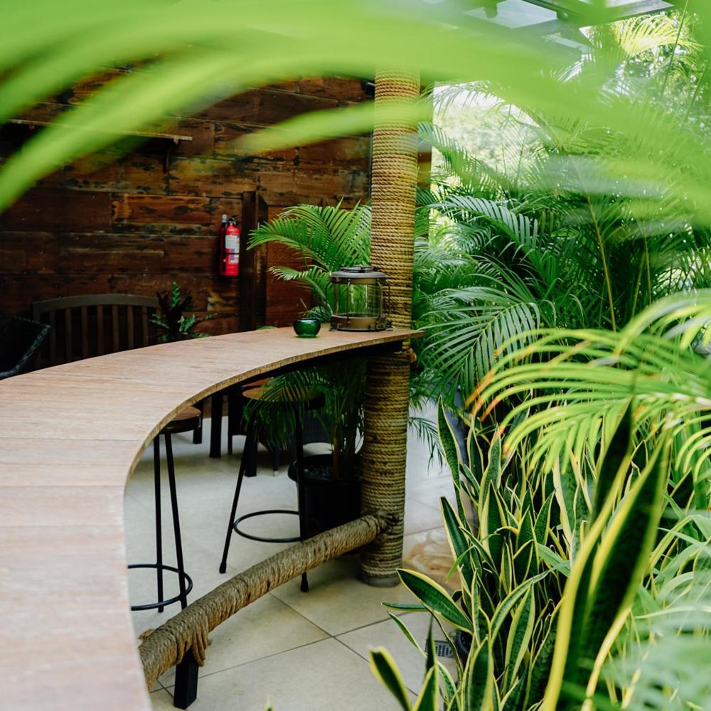 Treehouse Suites - Boutique Serviced Apartment Jacarta Exterior foto